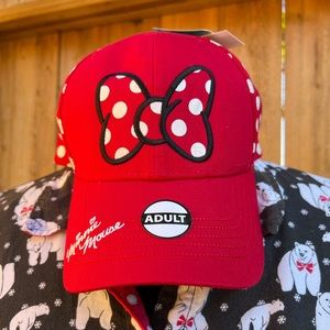 Disney womens Minnie Mouse OS adjustable strap NWT baseball cap